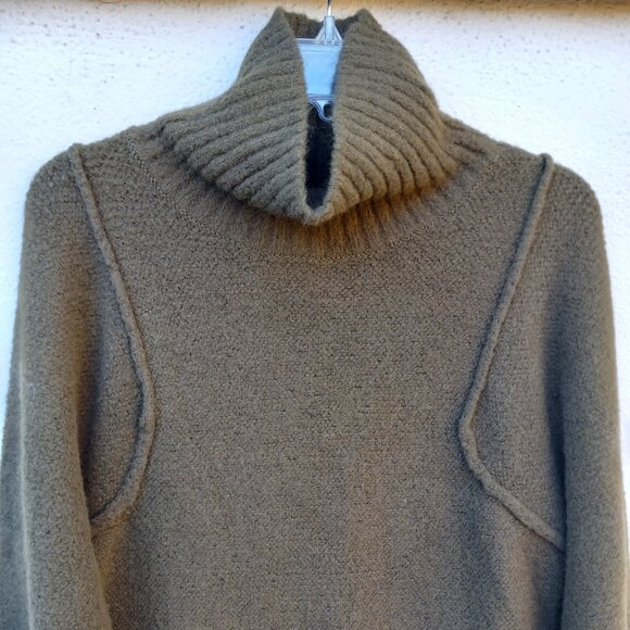 NWOT Olive Green Cozy Slouchy Turtleneck/Mockneck Sweater Size S - Picture 5 of 15